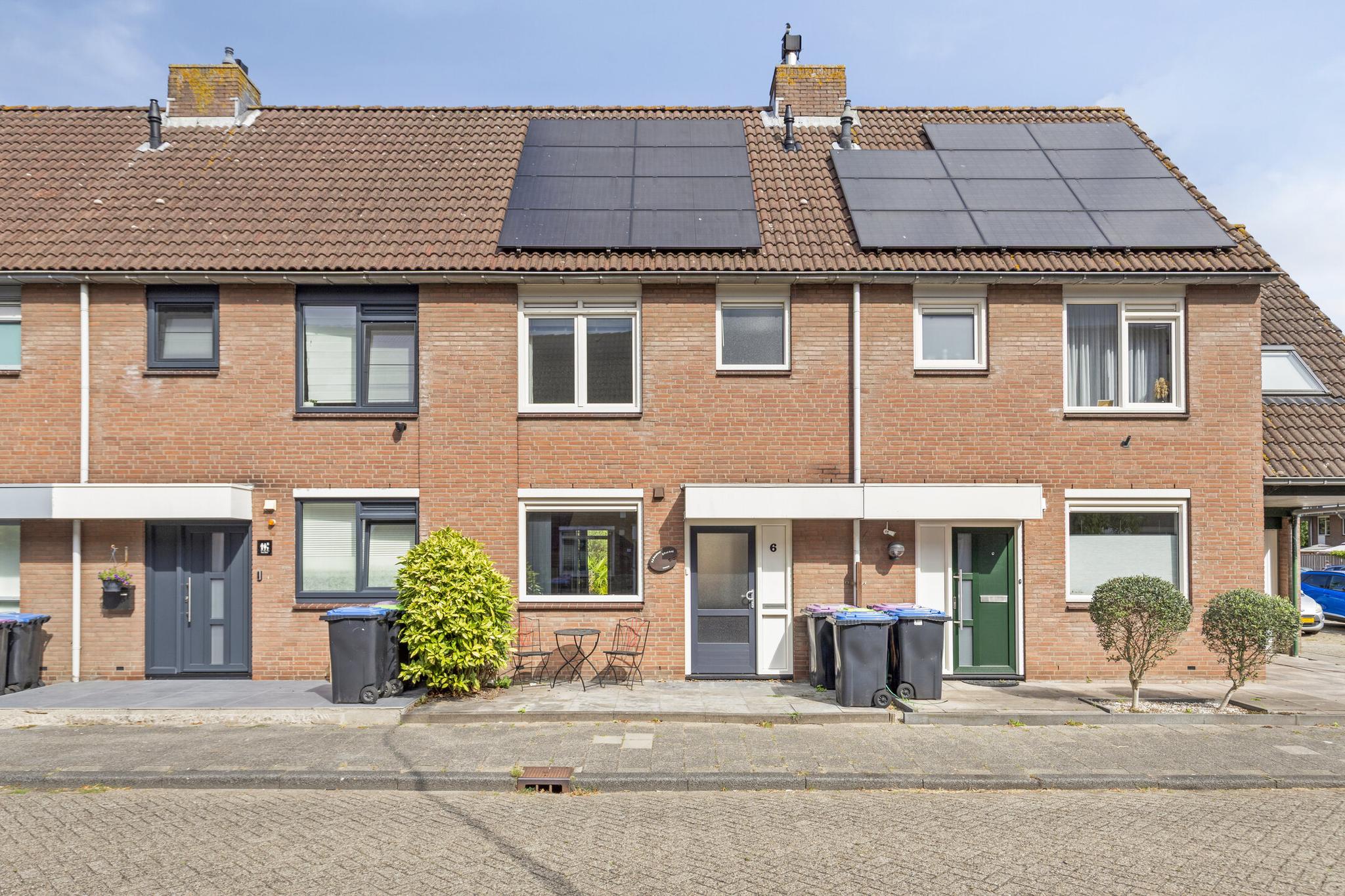 Schaduwgras 6, SPIJKENISSE foto 0
