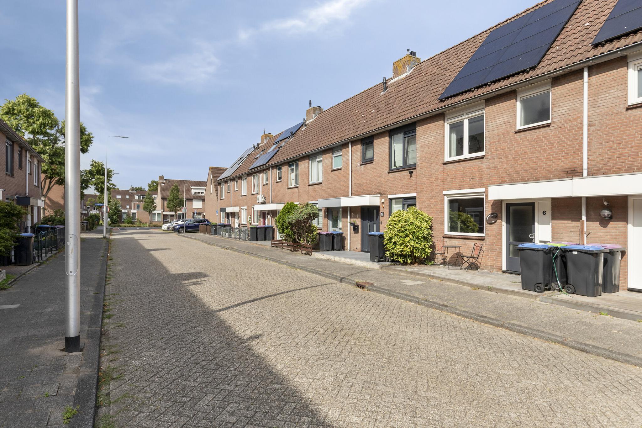 Schaduwgras 6, SPIJKENISSE foto 32
