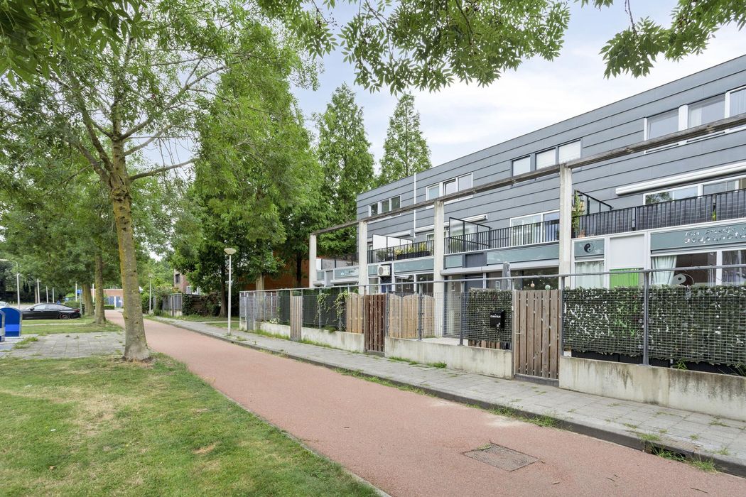J. Kluitstraat 16, SPIJKENISSE foto 4