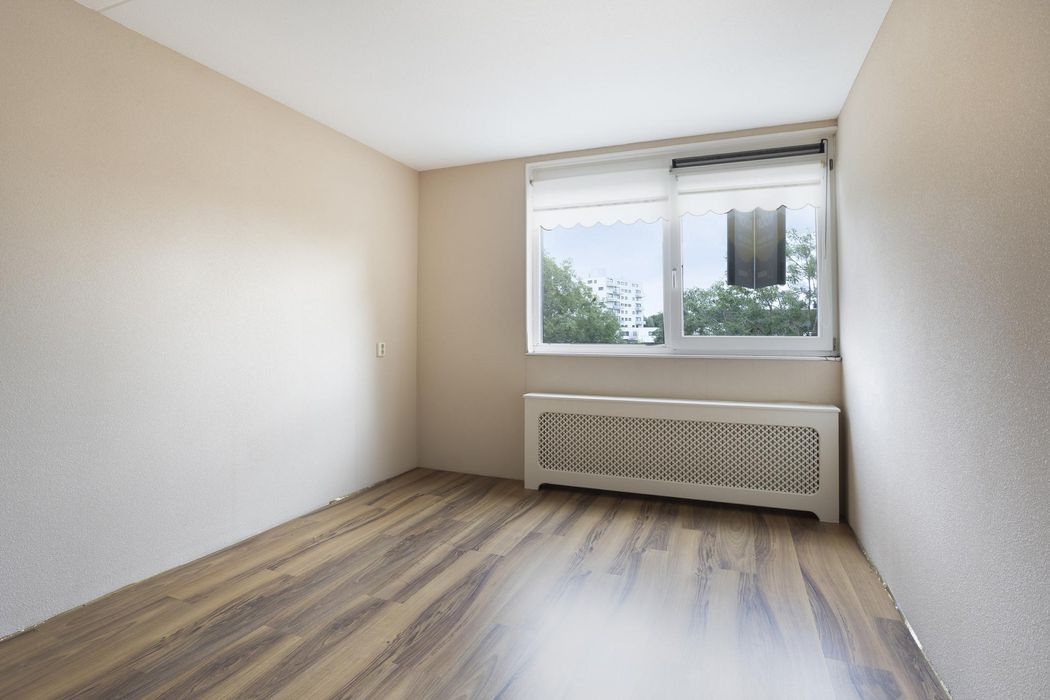 J. Kluitstraat 16, SPIJKENISSE foto 19