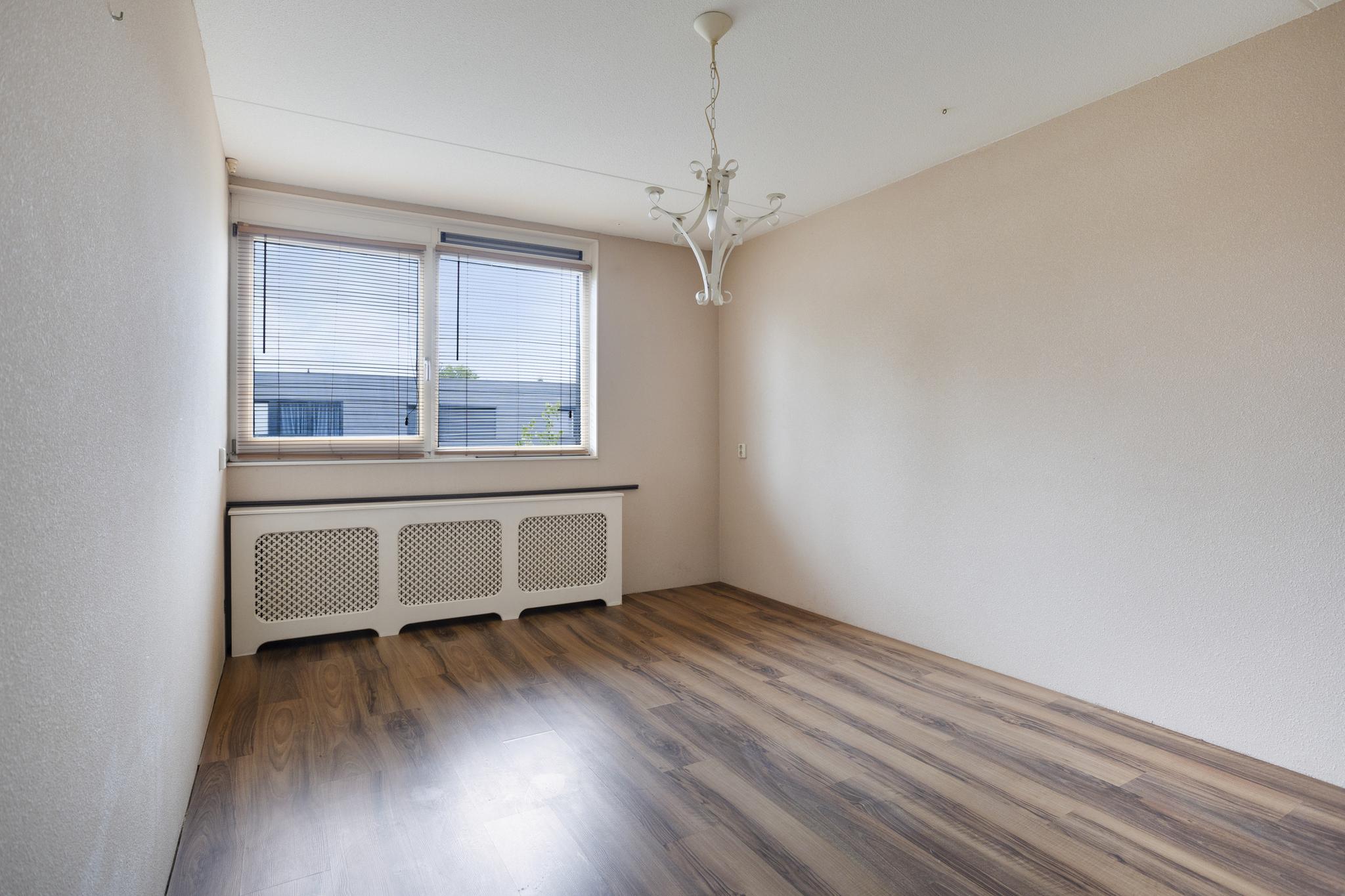 J. Kluitstraat 16, SPIJKENISSE foto 25