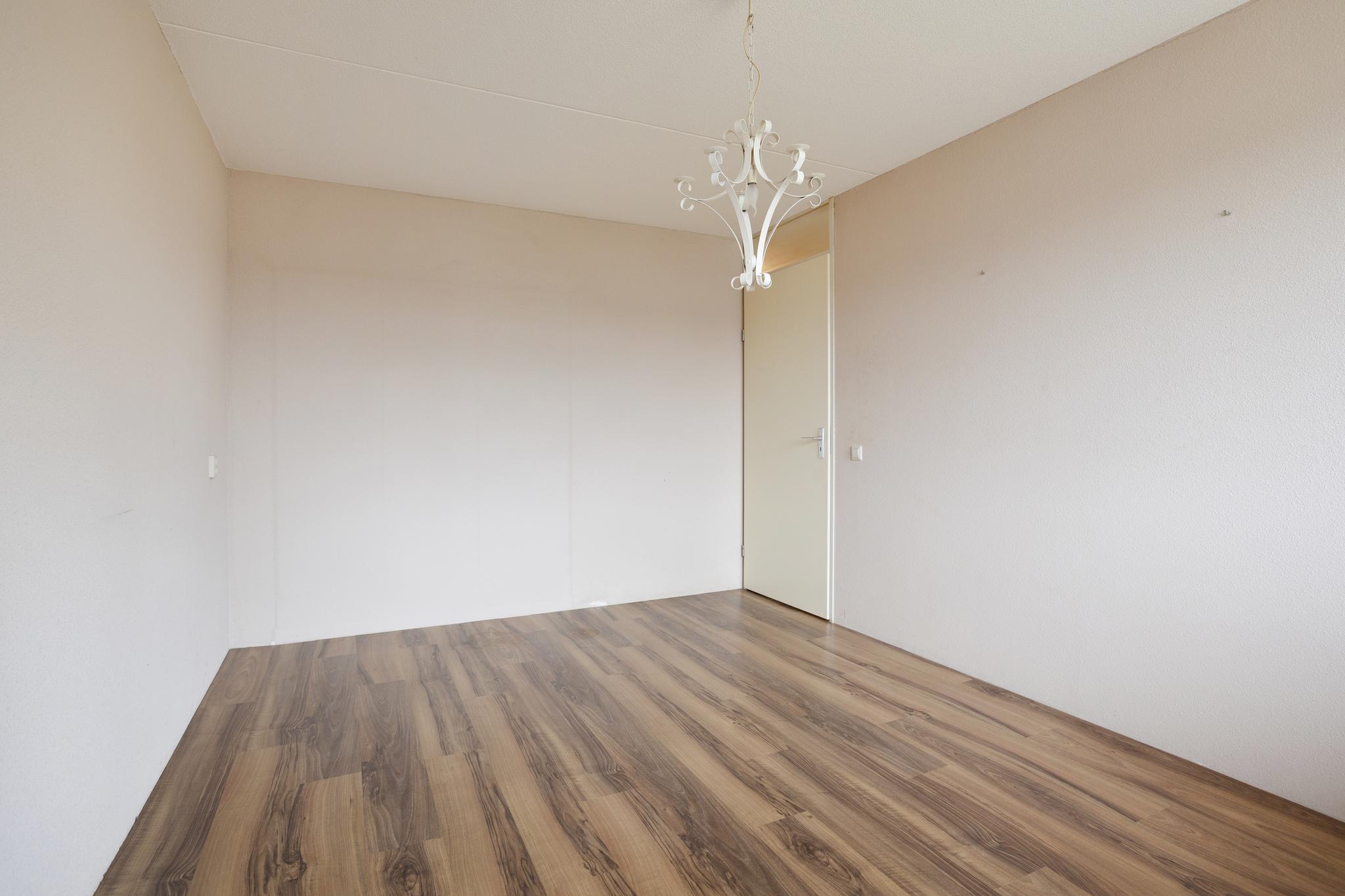 J. Kluitstraat 16, SPIJKENISSE foto 26