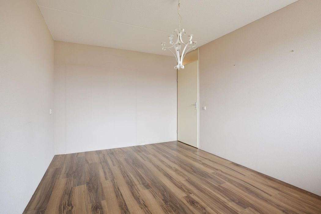 J. Kluitstraat 16, SPIJKENISSE foto 26