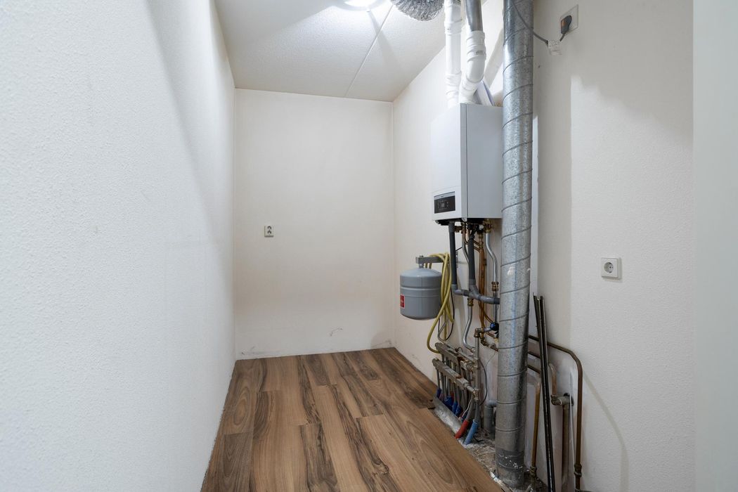 J. Kluitstraat 16, SPIJKENISSE foto 27