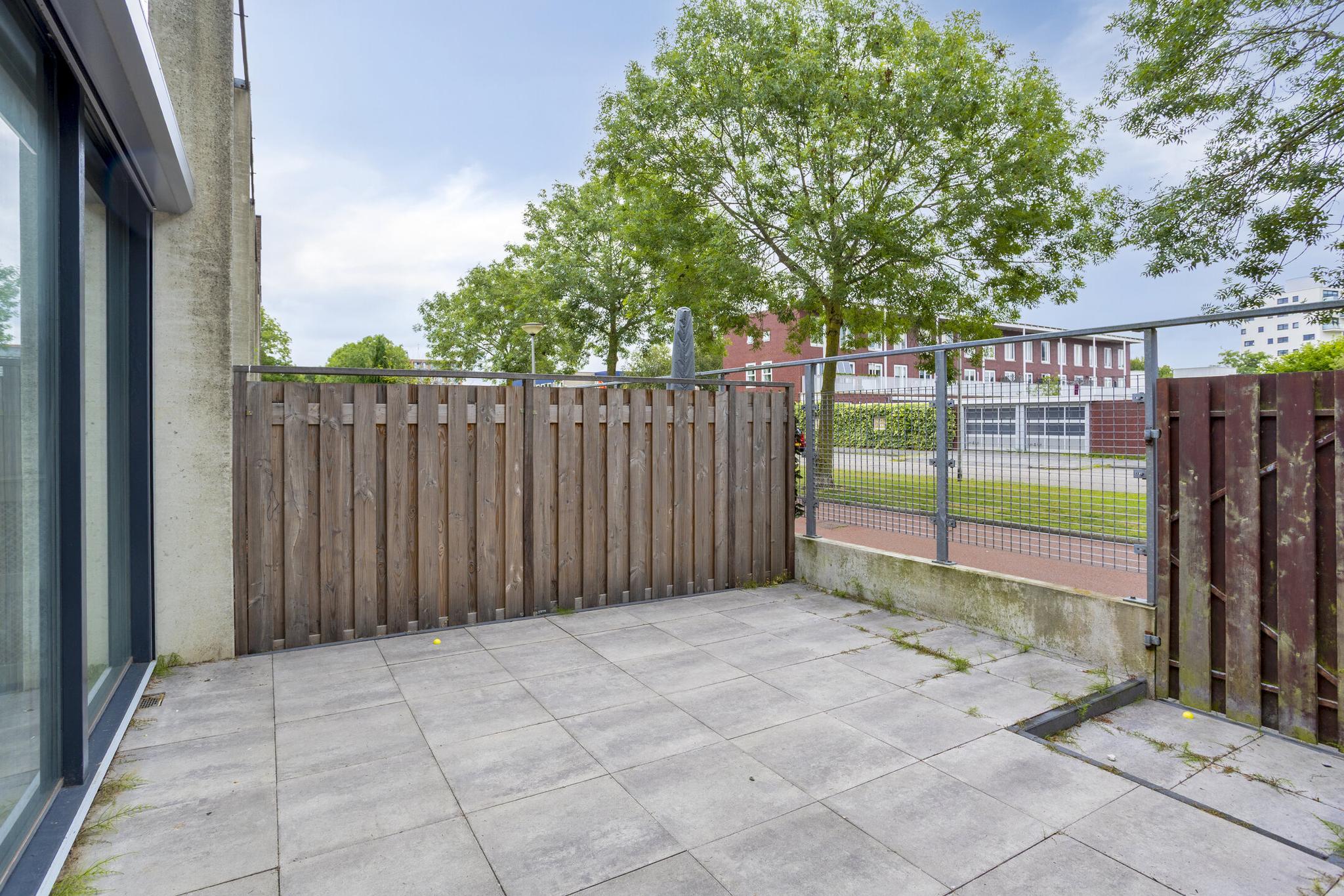 J. Kluitstraat 16, SPIJKENISSE foto 29