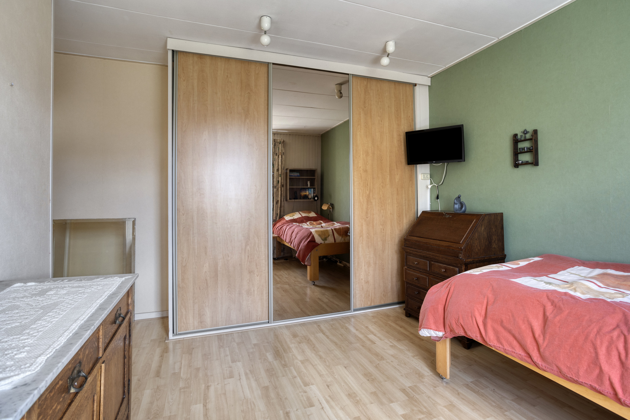 Prins Bernhardlaan 12, SPIJKENISSE foto 12