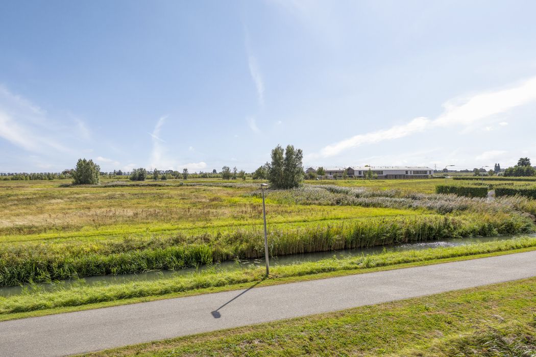 Selma Lagerlöfstraat 18, SPIJKENISSE foto 21