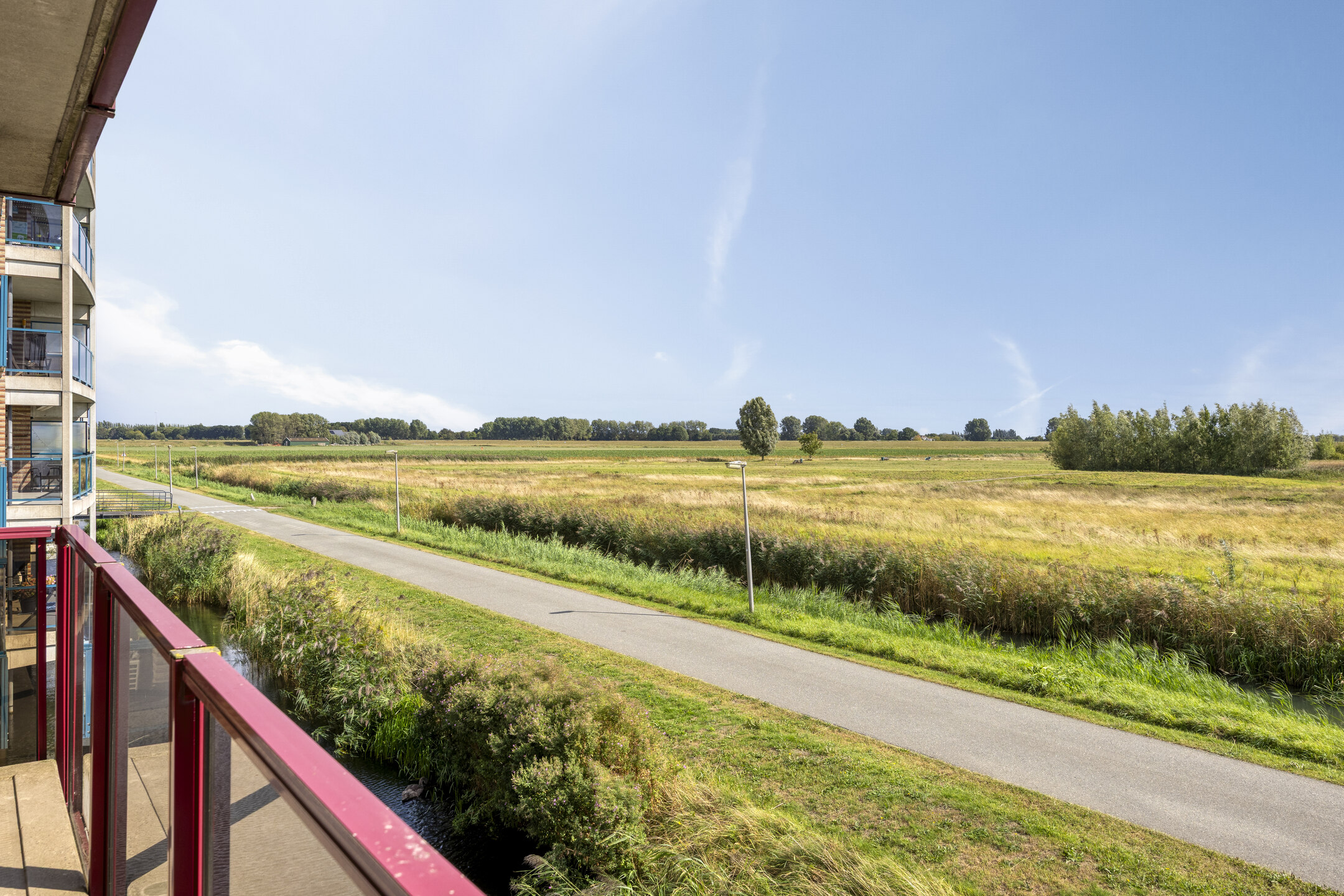 Selma Lagerlöfstraat 18, SPIJKENISSE foto 3
