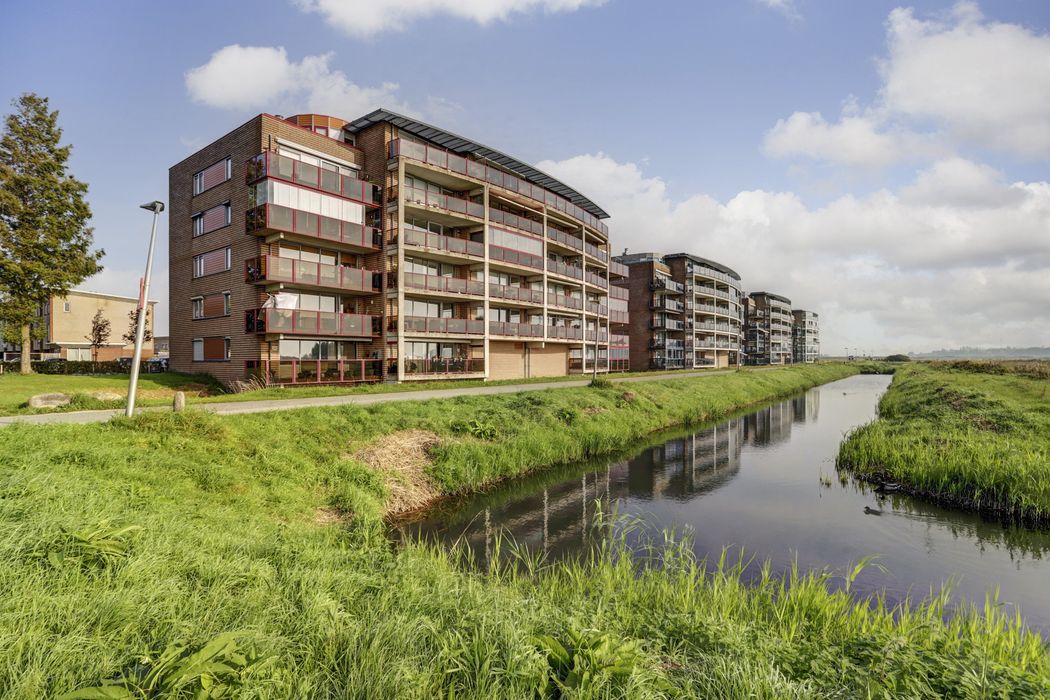 Selma Lagerlöfstraat 18, SPIJKENISSE foto 1