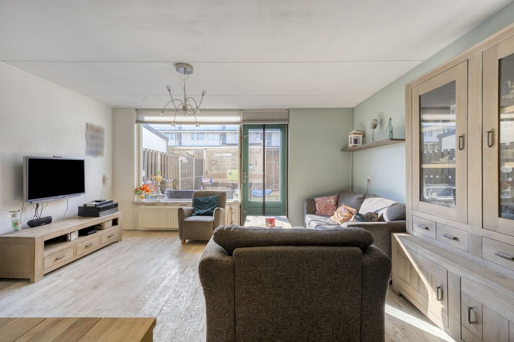 Iepenlaan 6C, SPIJKENISSE foto 2