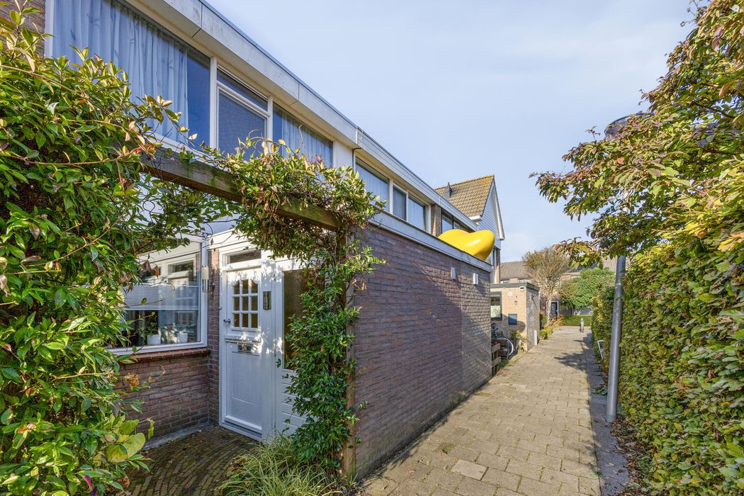 Prins Bernhardstraat 44, ZUIDLAND foto 19