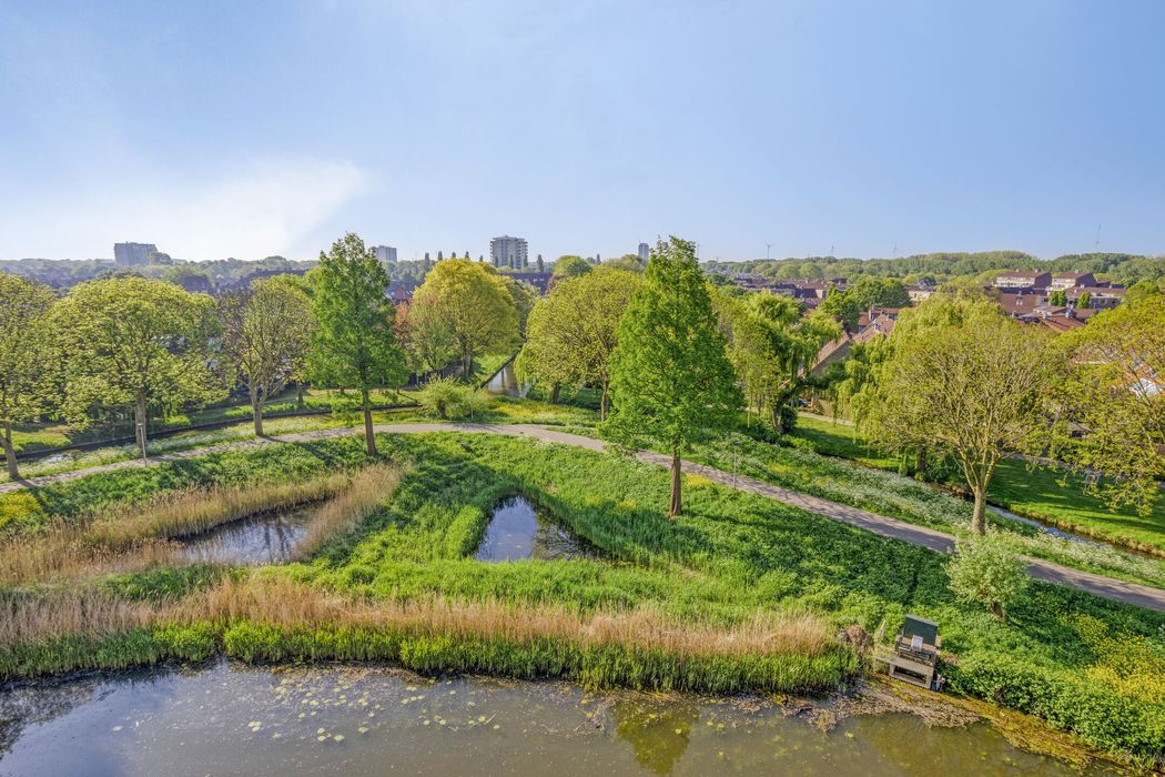 J. de Baanlaan 139, SPIJKENISSE foto 3