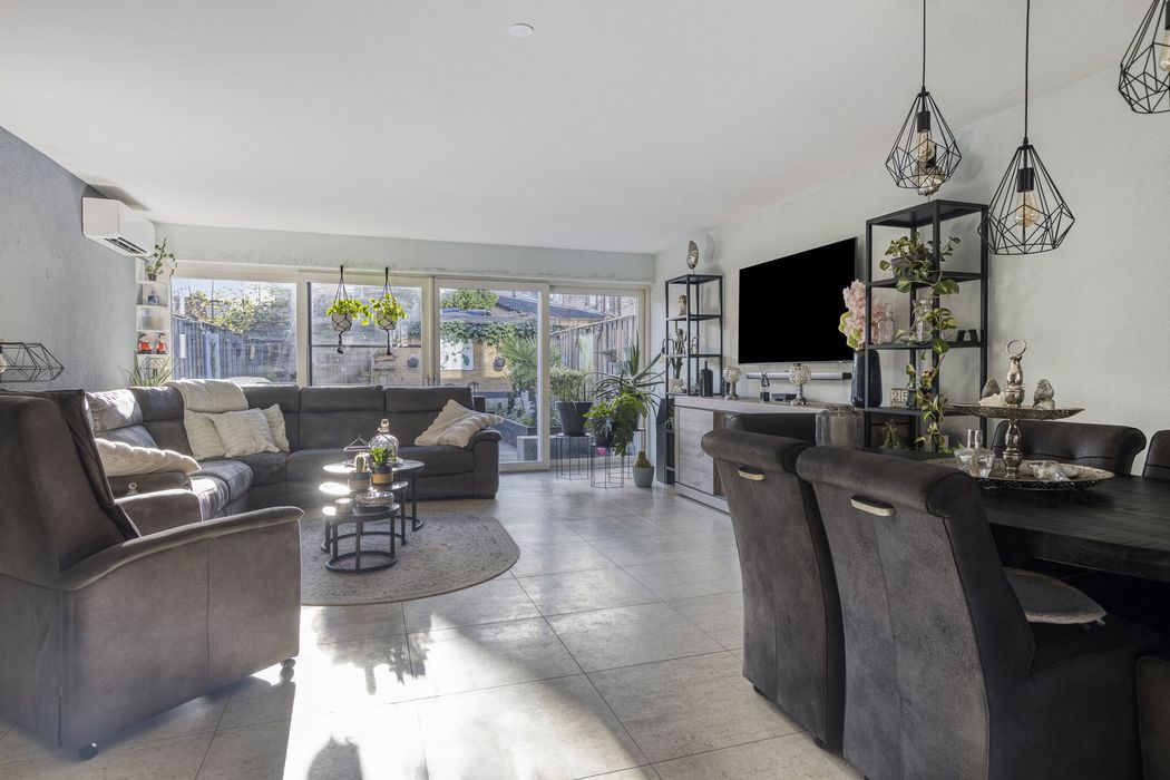 Donaulaan 30, SPIJKENISSE foto 2