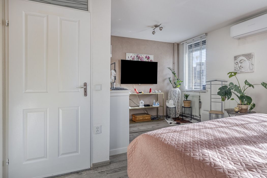 Donaulaan 30, SPIJKENISSE foto 13