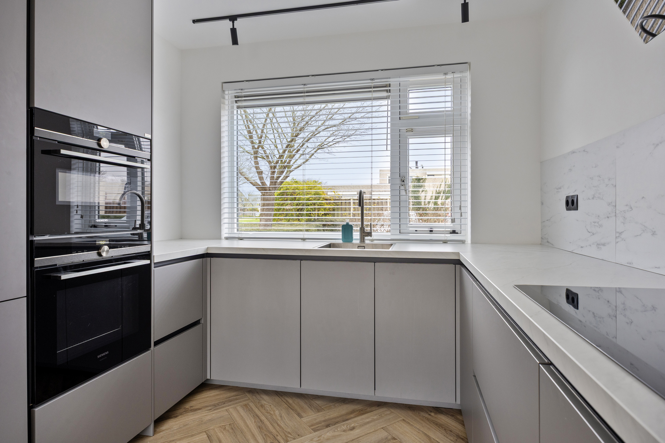 Carry Pothuis-Smitstraat 37, SPIJKENISSE foto 11