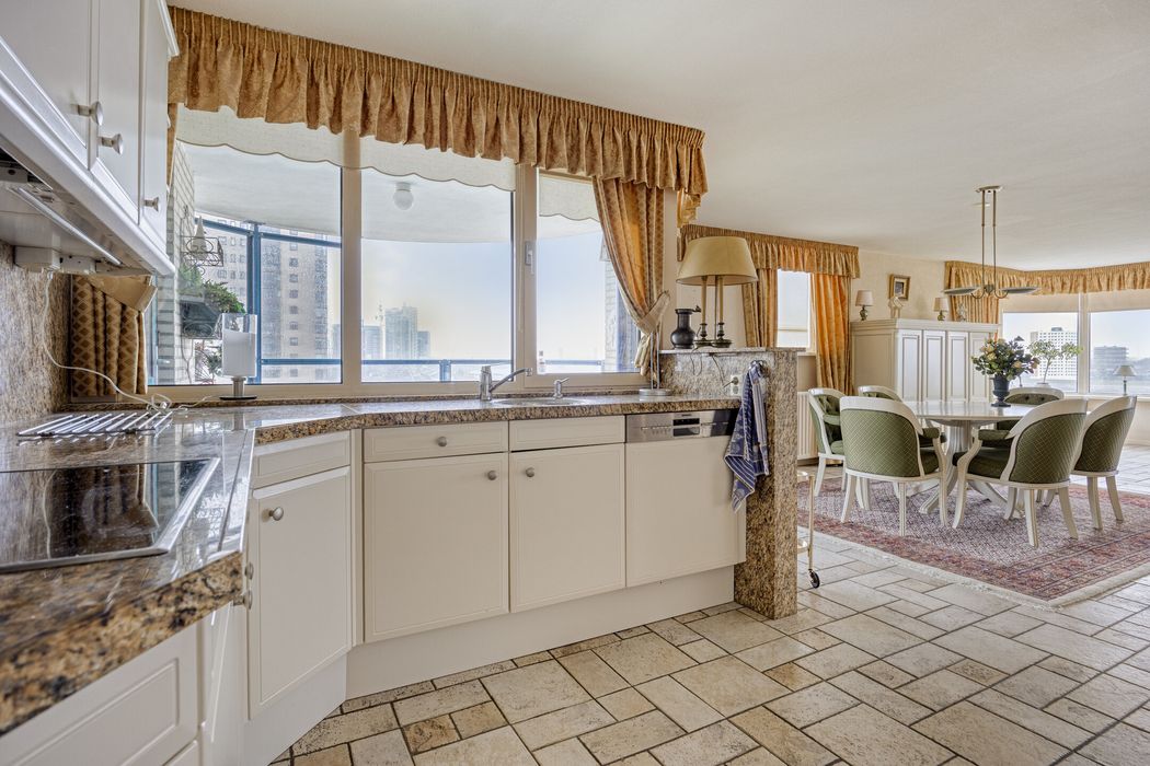 Maasboulevard 88D, SPIJKENISSE foto 9