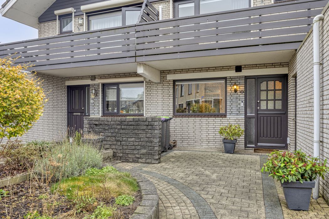 Nijlstraat 26, SPIJKENISSE foto 1