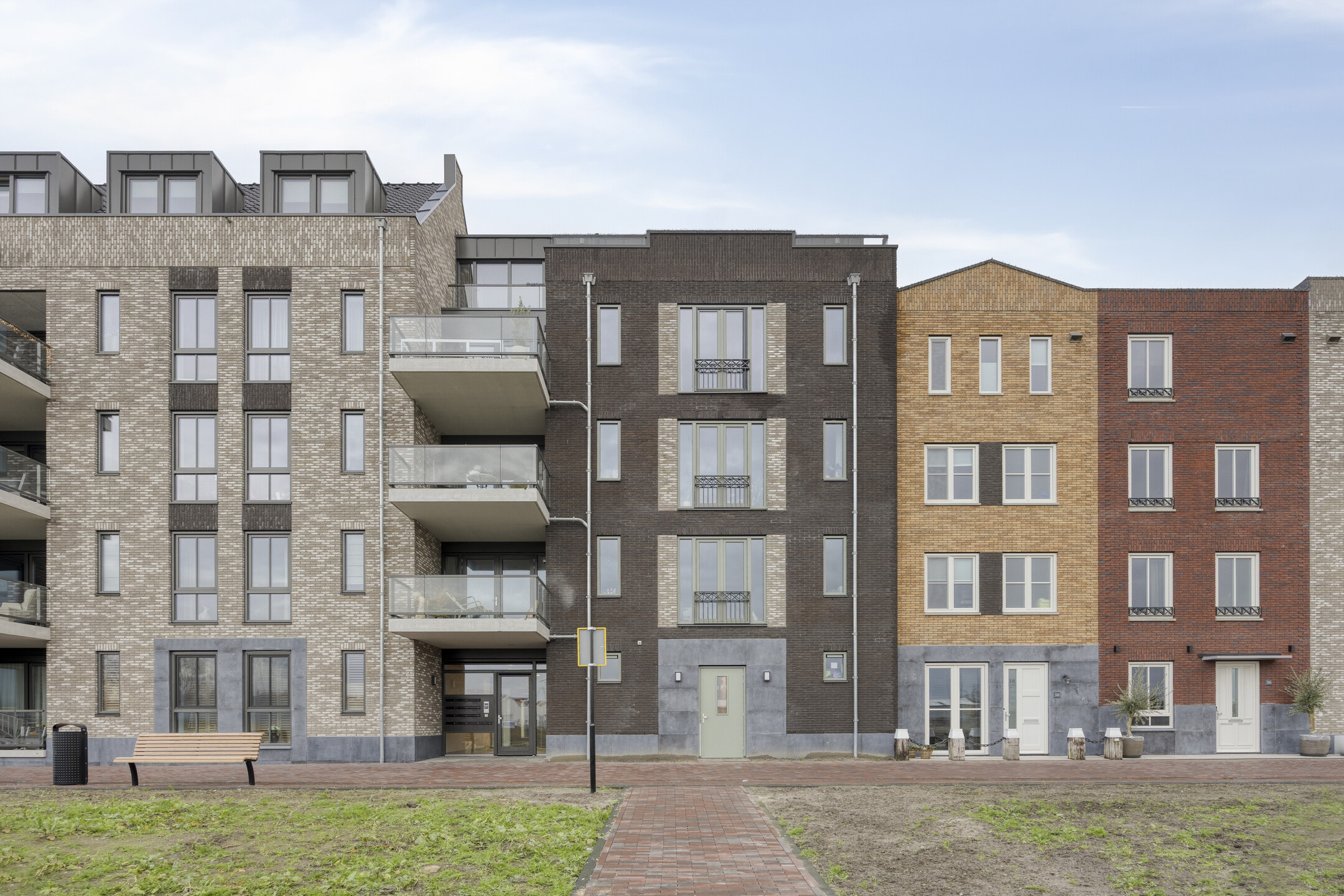 Waterzeil 60, SPIJKENISSE foto 1