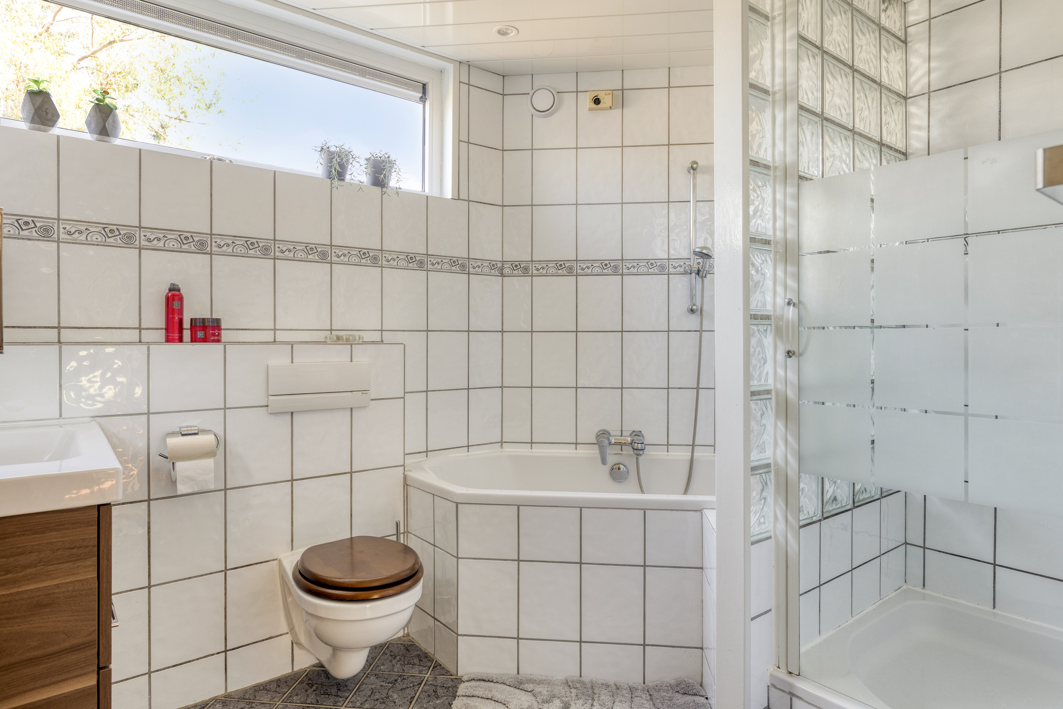 Kikkerveen 370, SPIJKENISSE foto 23