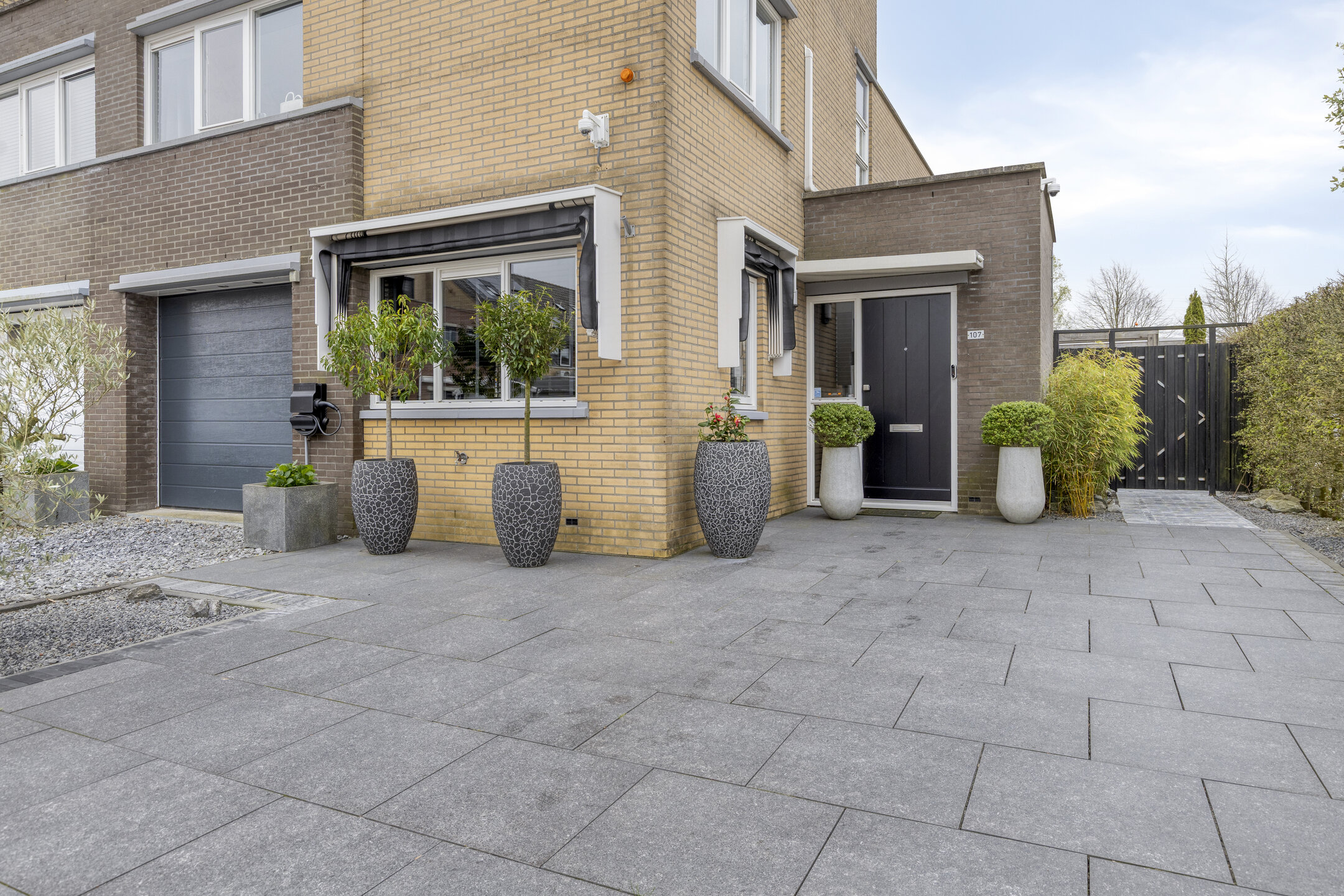 Anne Frankstraat 107, SPIJKENISSE foto 1