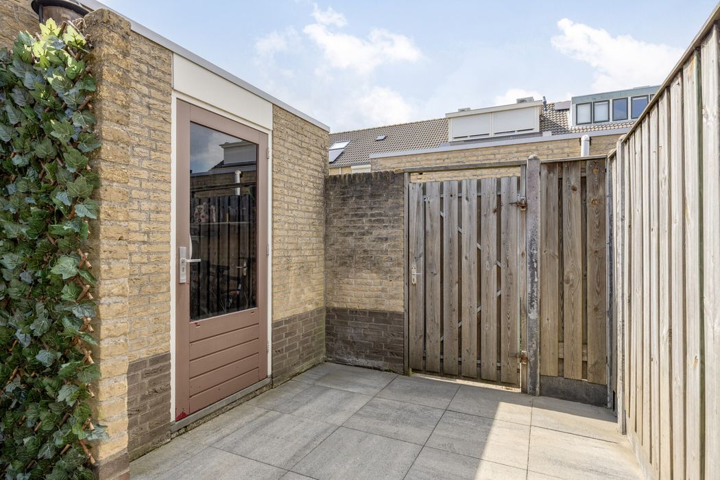 Margaretha Roosenboomstraat 16, SPIJKENISSE foto 25