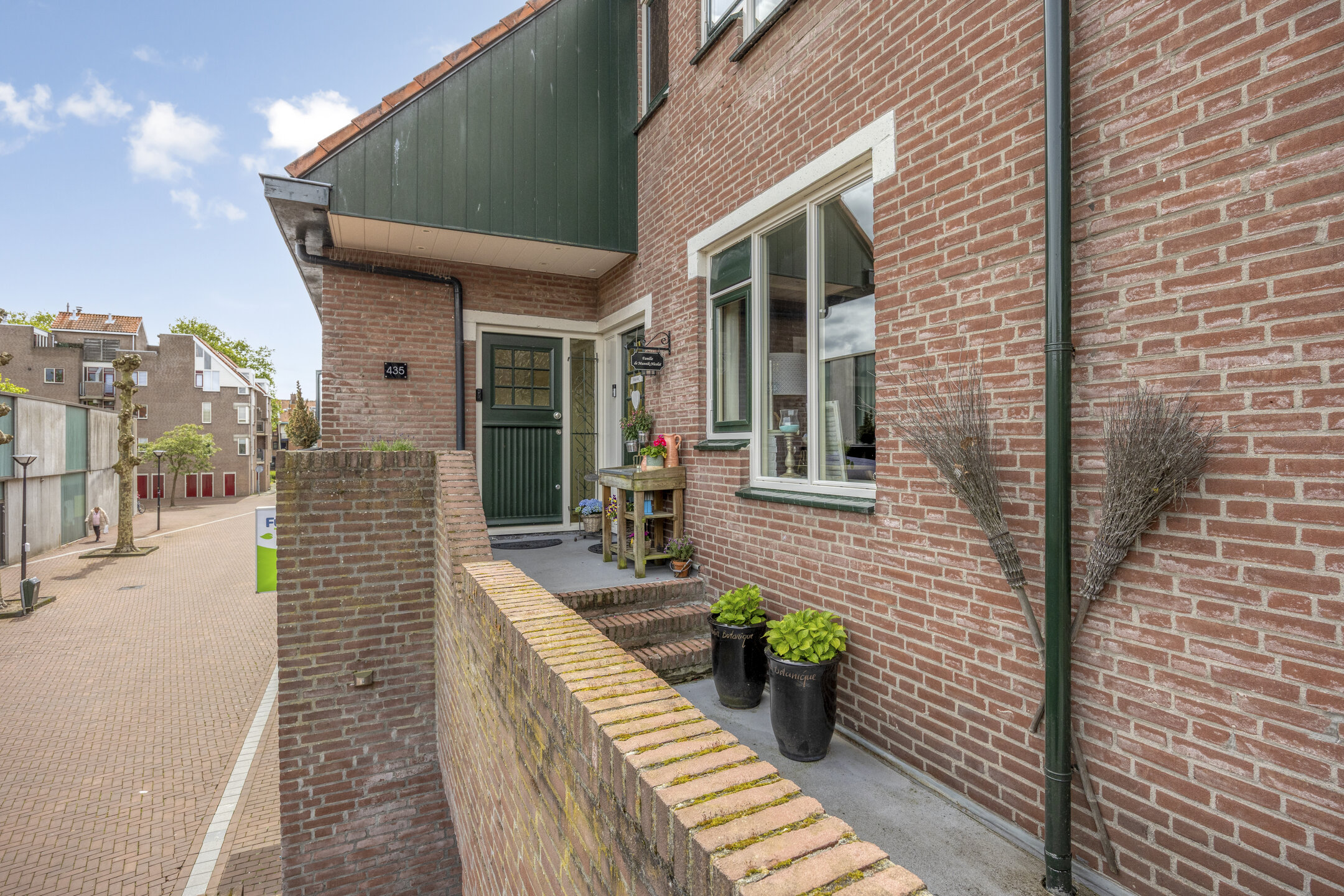 Vlinderveen 437, SPIJKENISSE foto 2