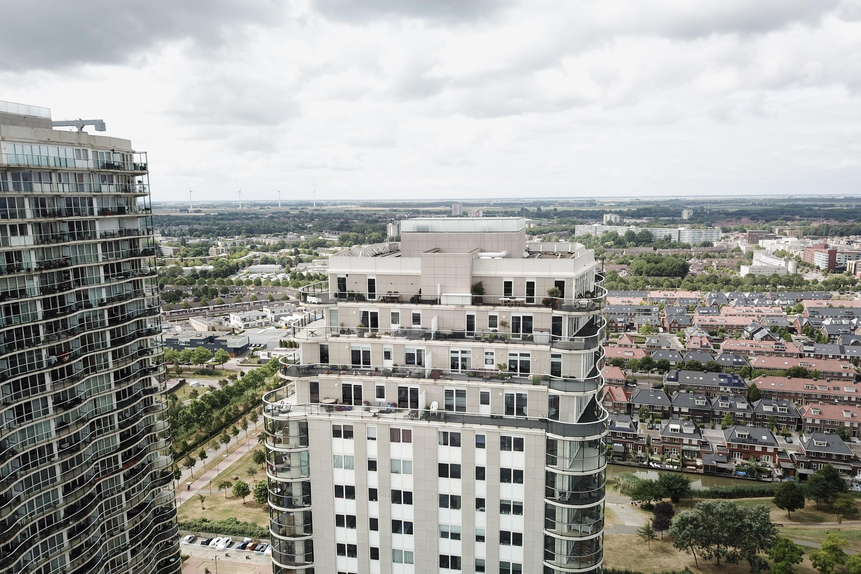 Hongerlandsedijk 1432, SPIJKENISSE foto 1