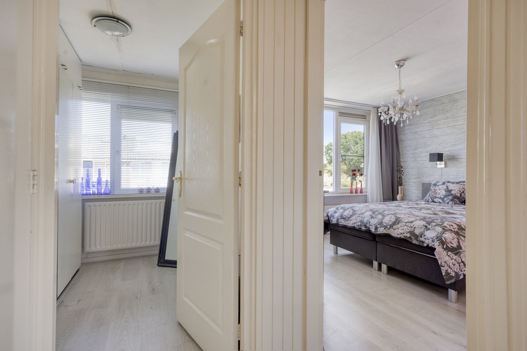 Violierstraat 19, SPIJKENISSE foto 11