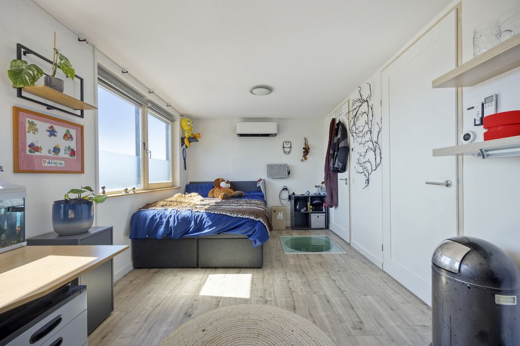 Henri&euml;tte Roland Holststraat 30, SPIJKENISSE foto 15