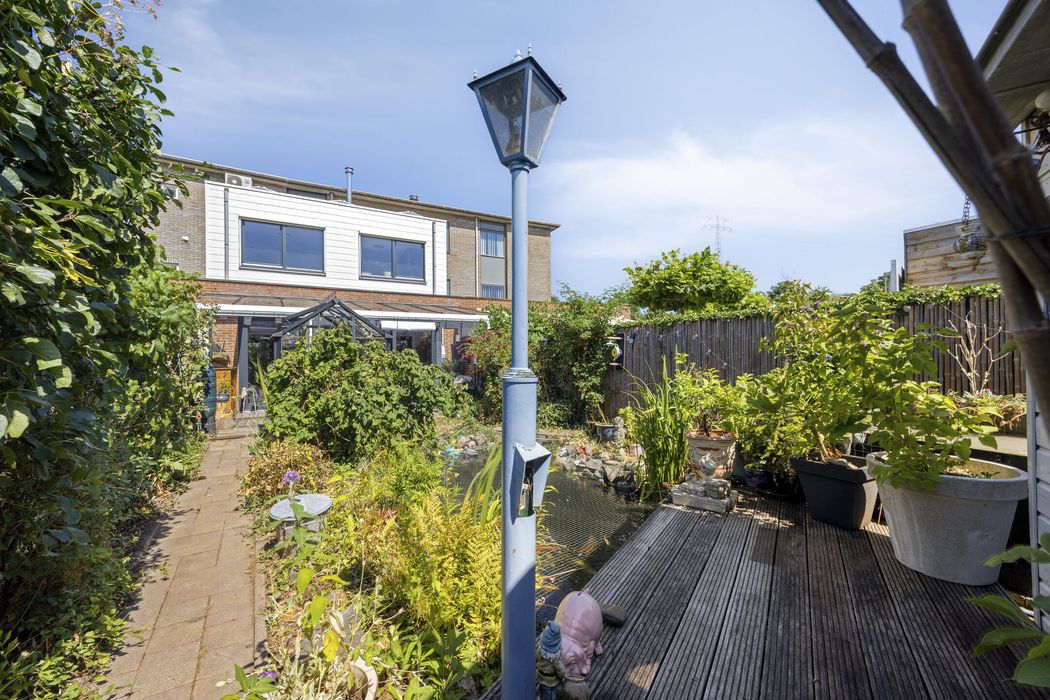 Henri&euml;tte Roland Holststraat 30, SPIJKENISSE foto 36