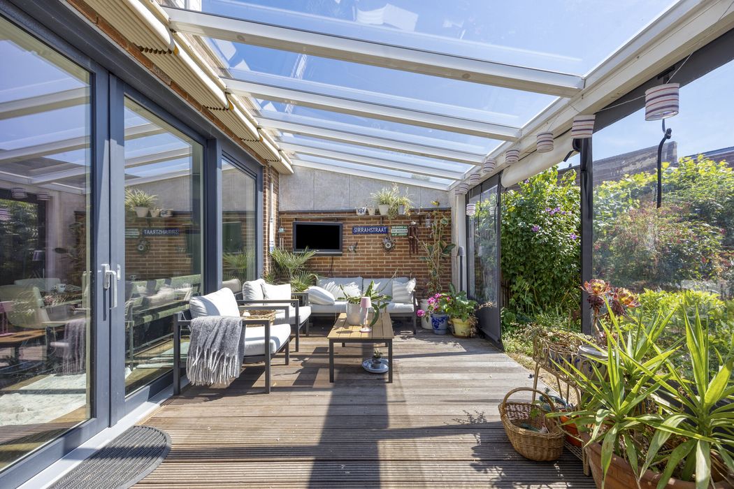 Henri&euml;tte Roland Holststraat 30, SPIJKENISSE foto 33