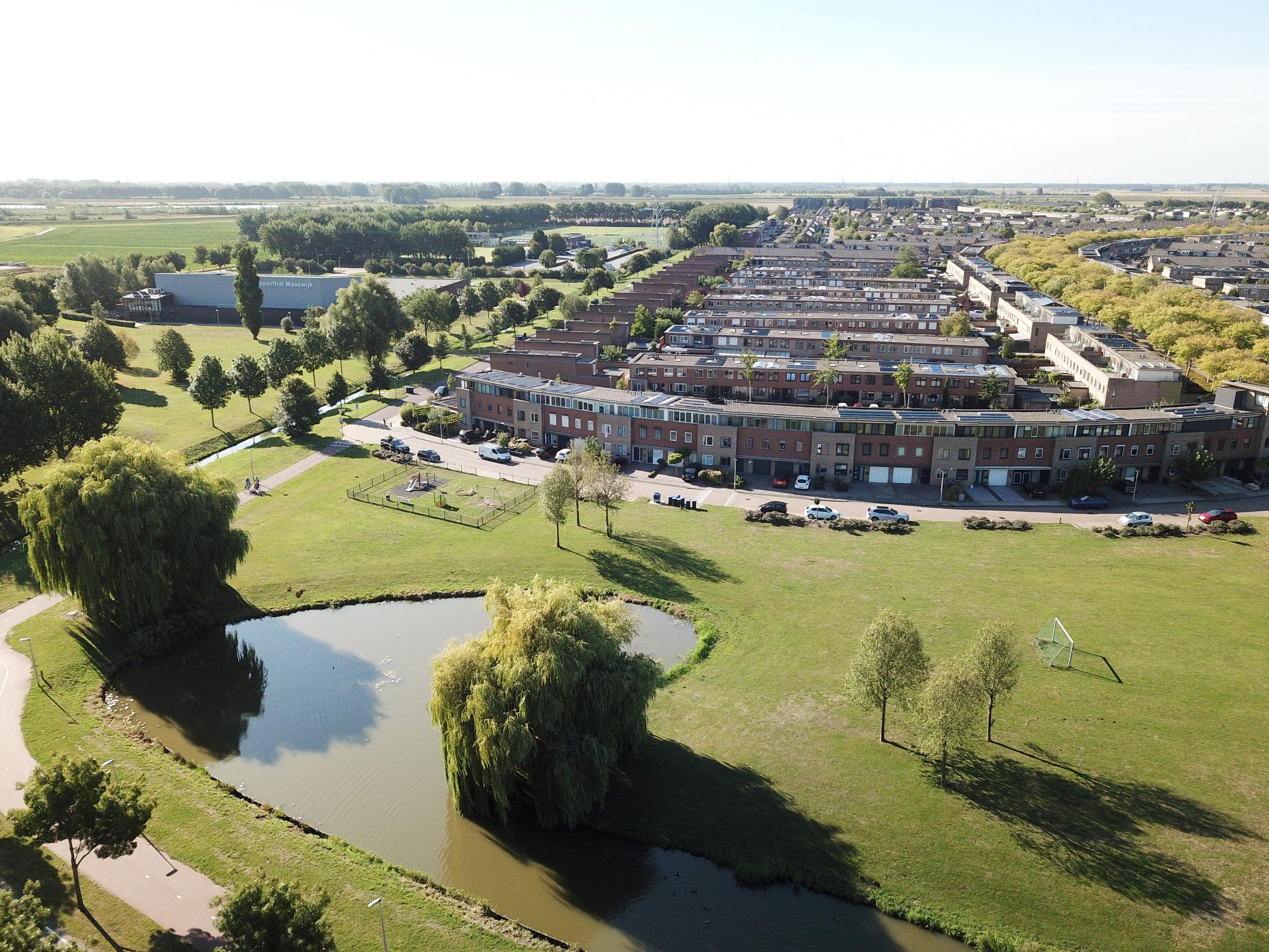 Henri&euml;tte Roland Holststraat 30, SPIJKENISSE foto 47