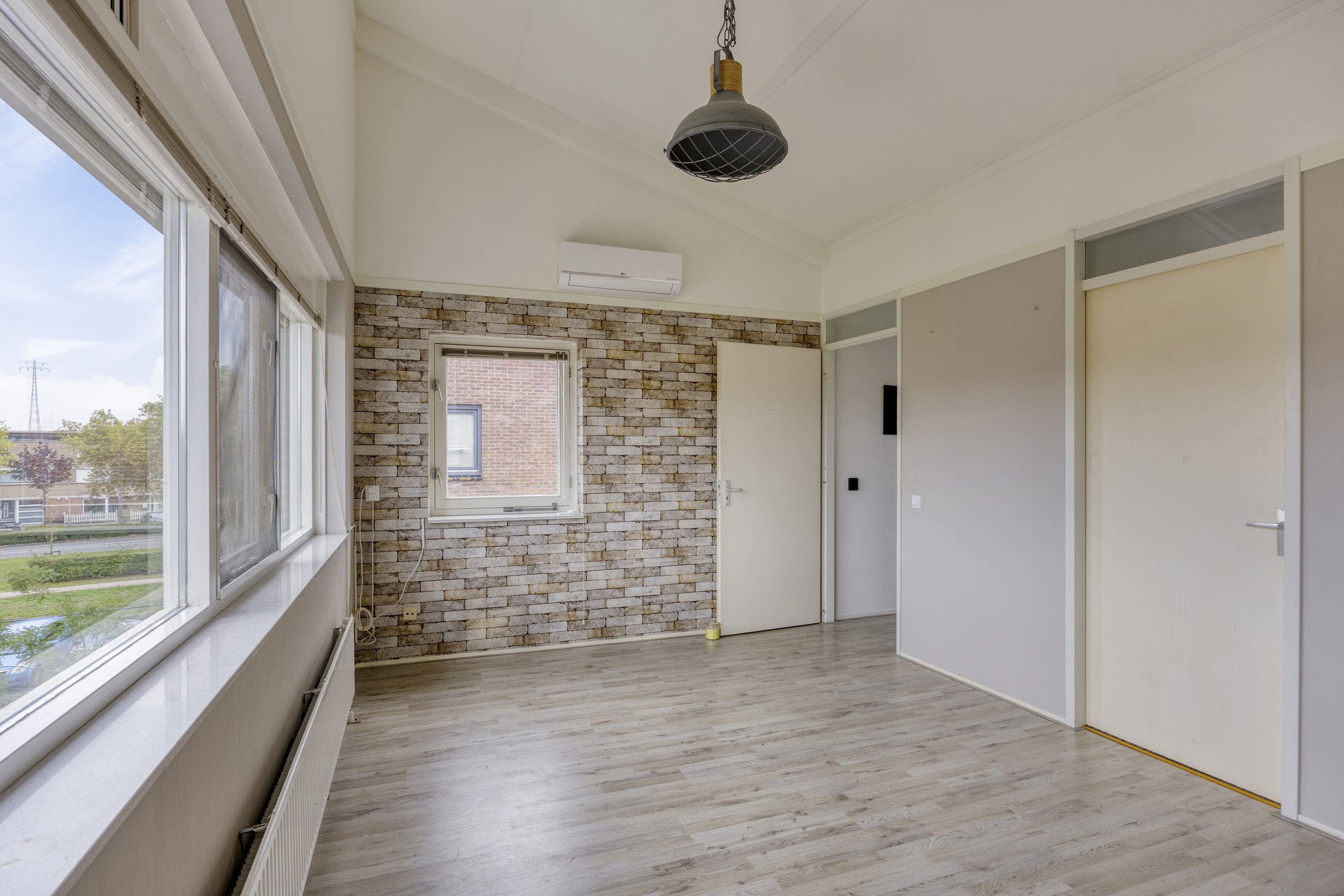 Nemelaerlaan 14, SPIJKENISSE foto 31