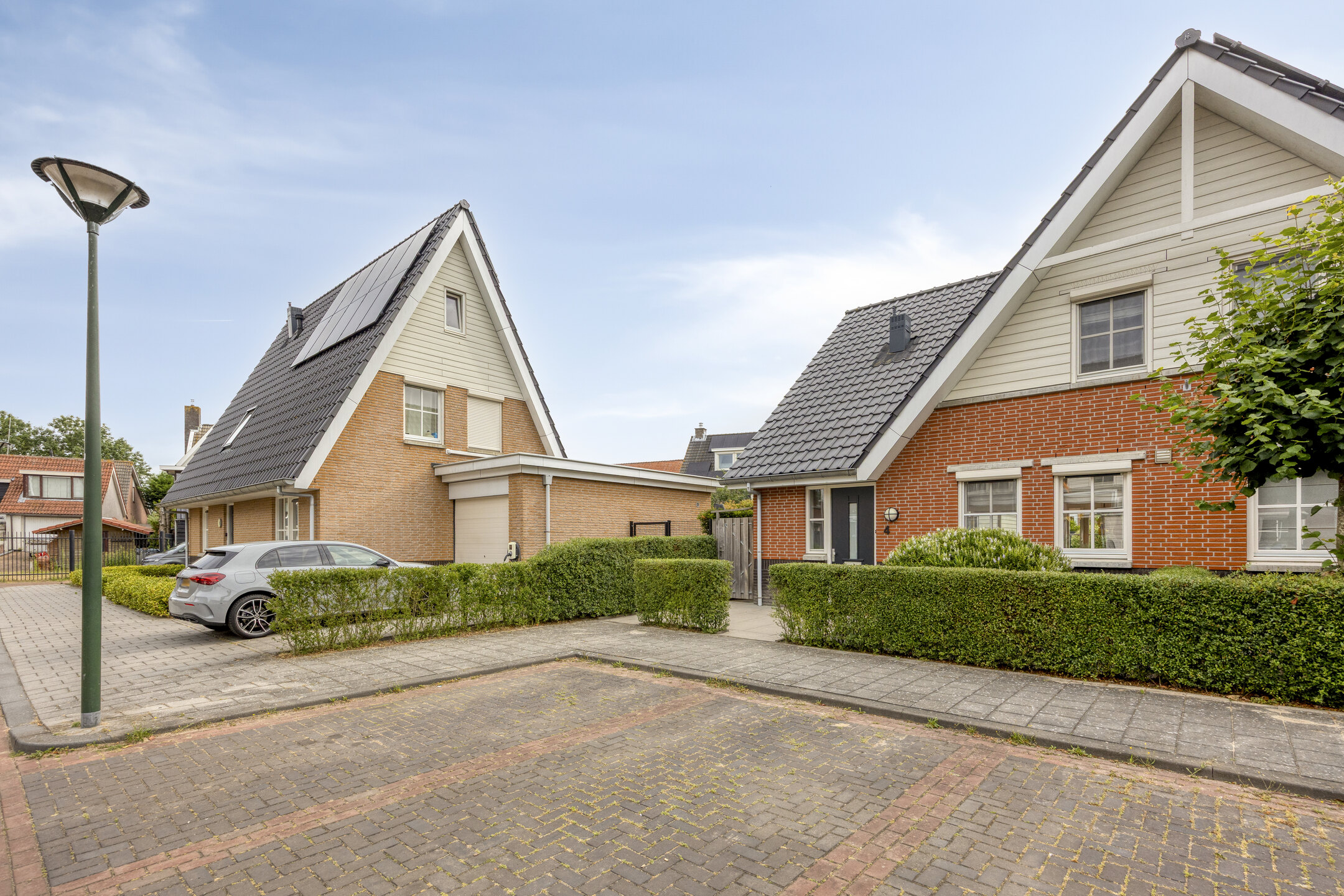Arend Braatlaan 4, HEKELINGEN foto 2