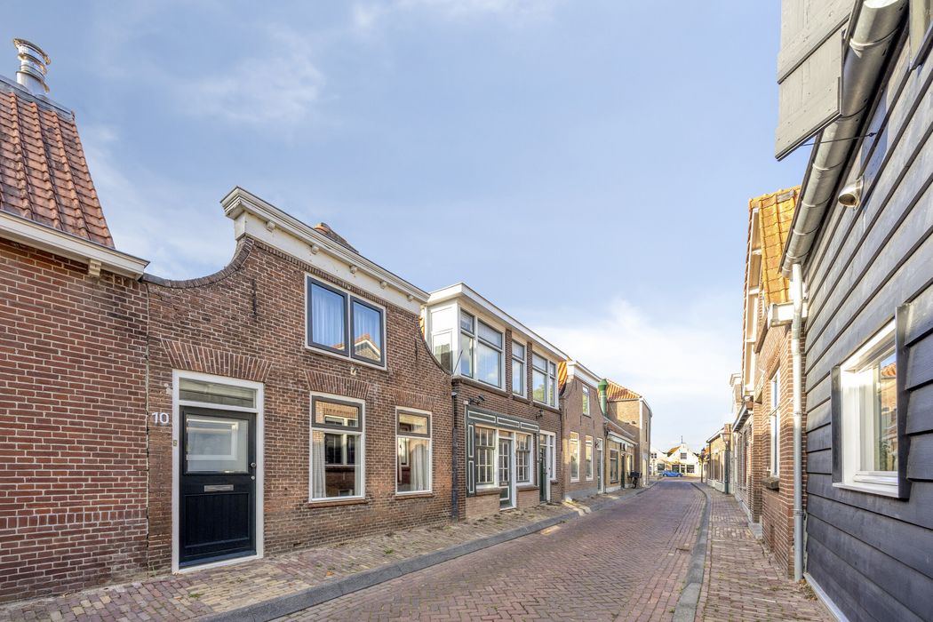 Stationsweg 10, HEENVLIET foto 1