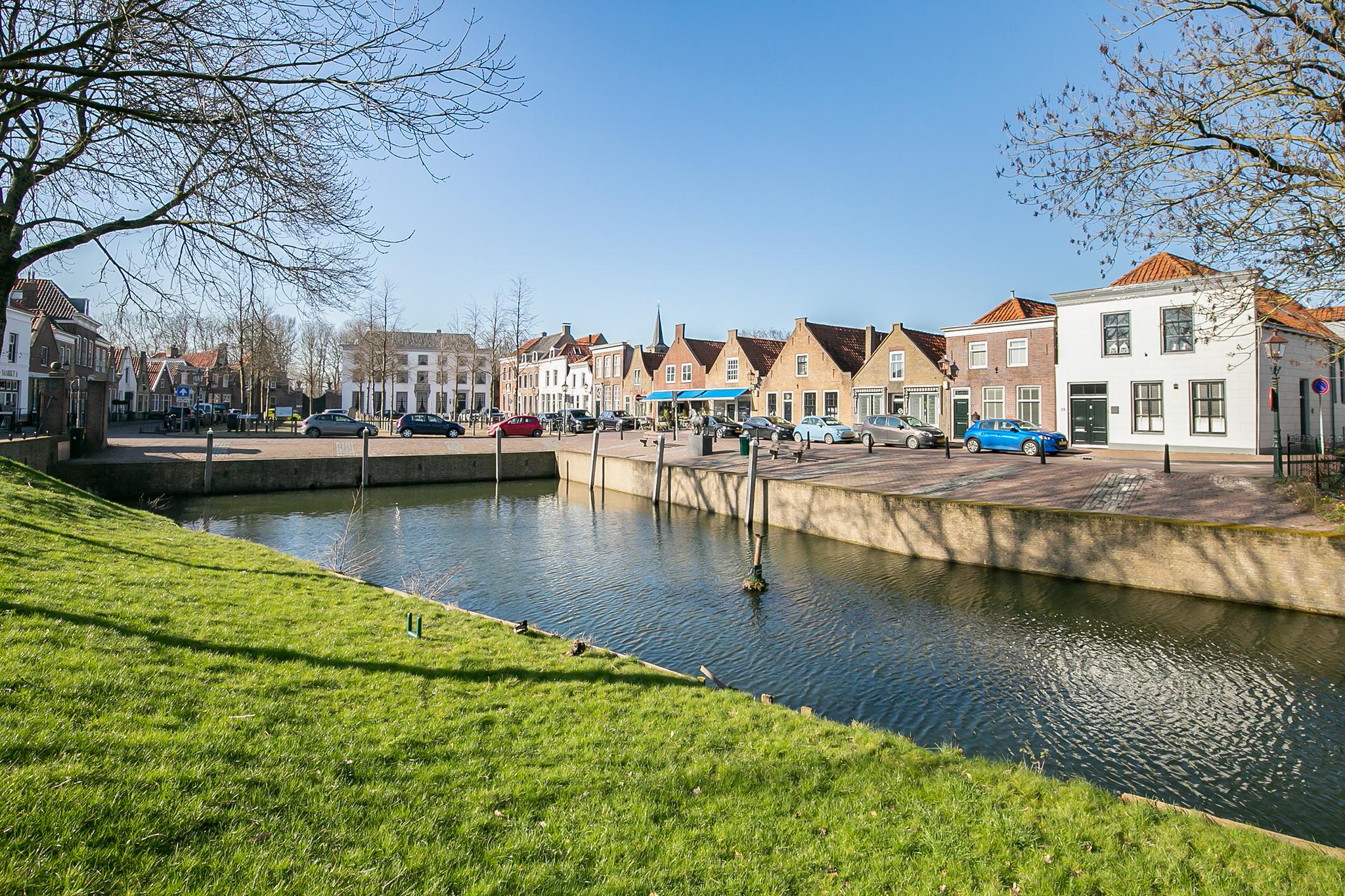 Vissersdijk 1, HEENVLIET foto 1