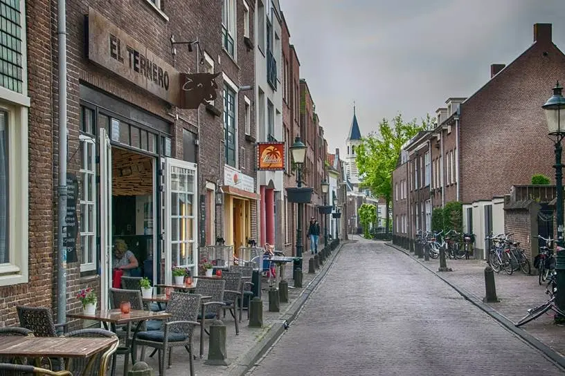 Woningmarkt veert op