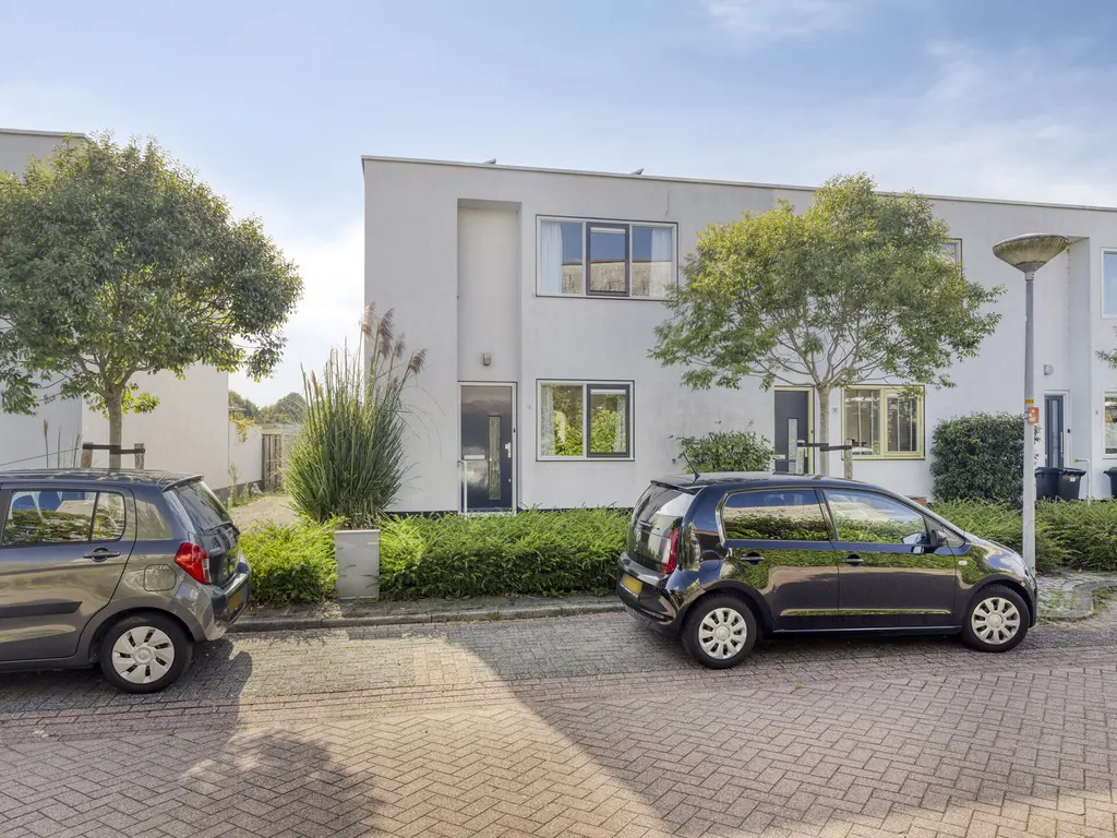 Ingrid Bergmanstraat 12, Almere