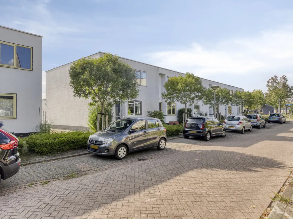 Ingrid Bergmanstraat 12, Almere