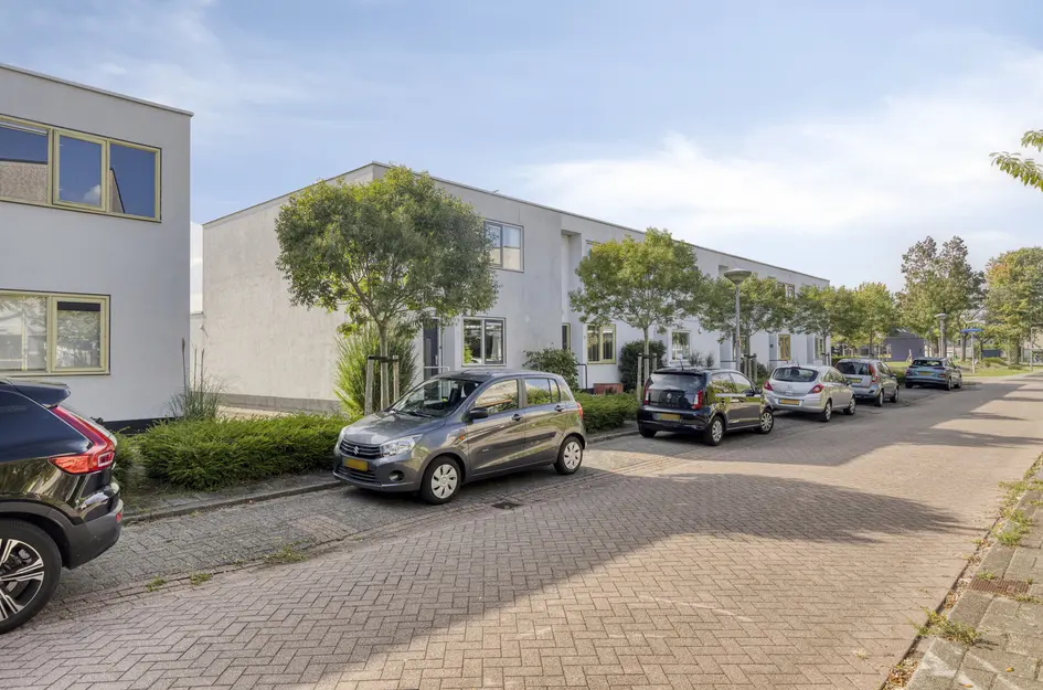 Ingrid Bergmanstraat 12