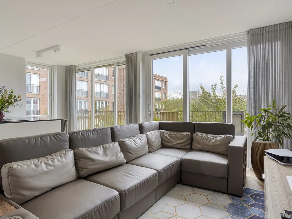 Sumatraweg 234, ALMERE