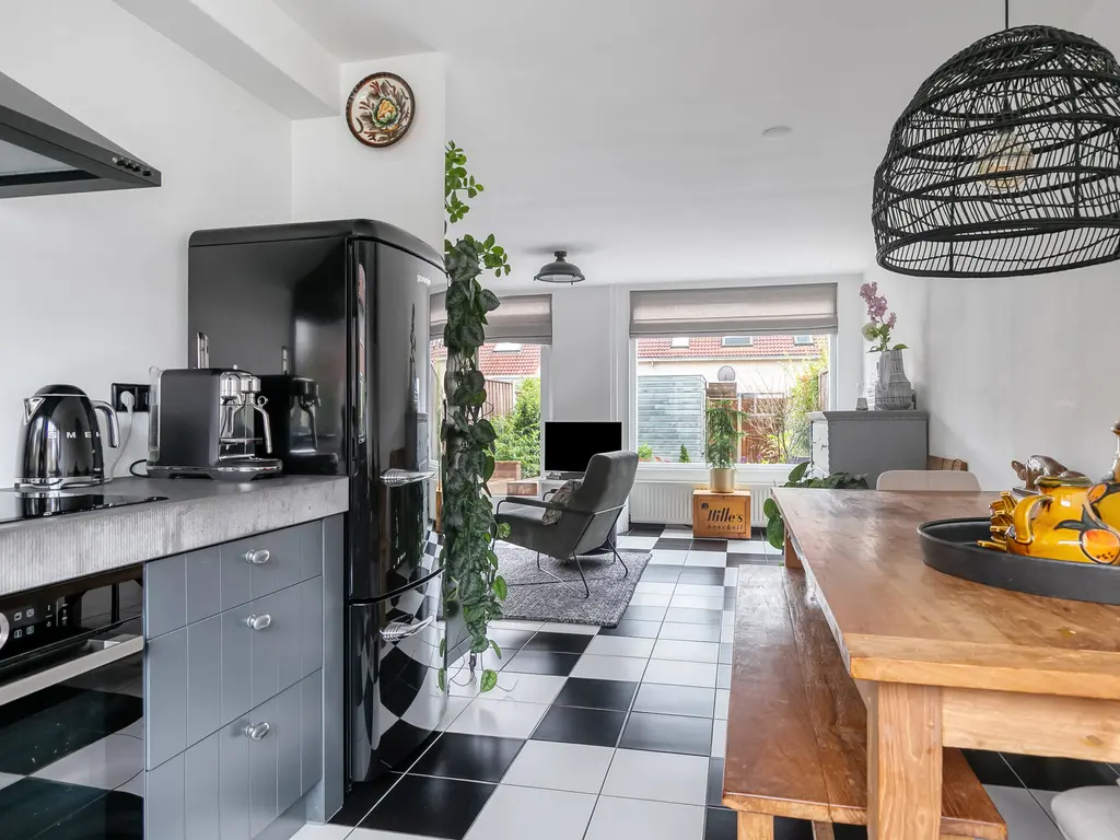 Annie Bosstraat 25, ALMERE