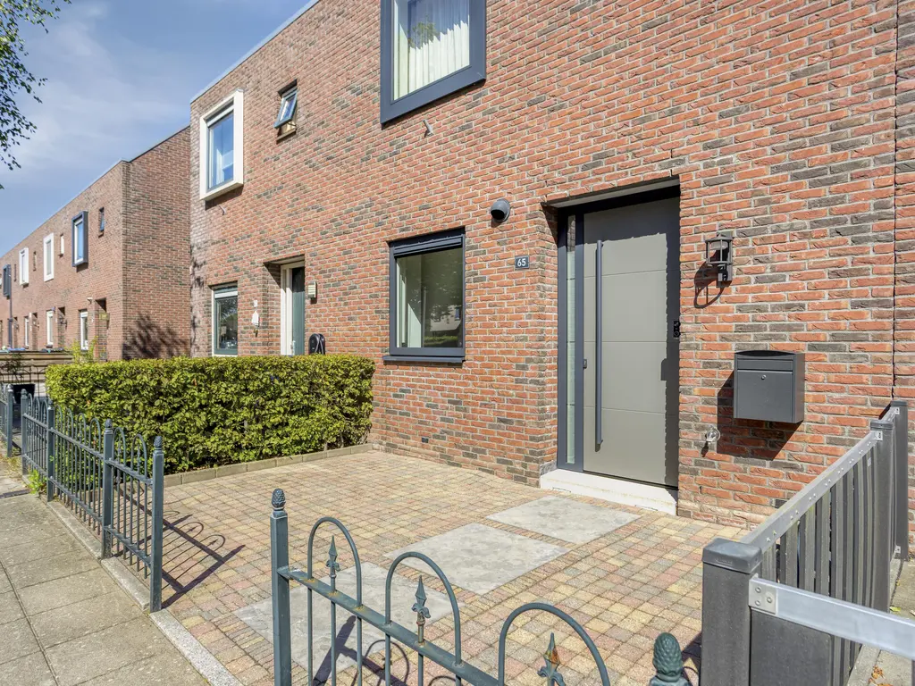 Salvador Daliplantsoen 65, ALMERE