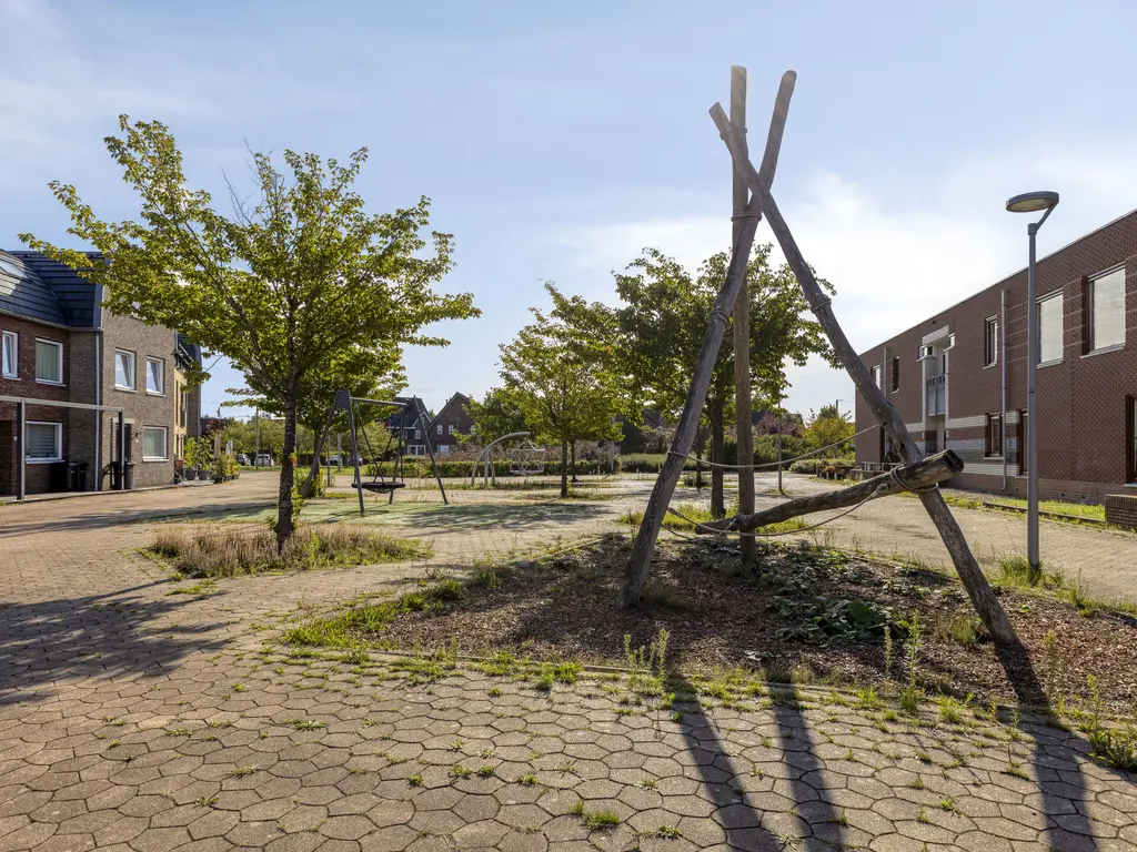 James Cookroute 77, Almere