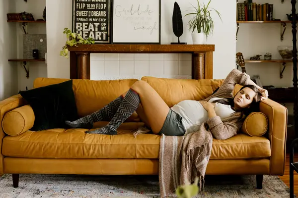 Müde Beine Schwangerschaft – Ursachen, Lösungen und Unterstützung