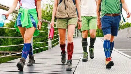 Kompressionsstrümpfe Wandern – mehr Energie und gesunde Beine auf jeder Tour