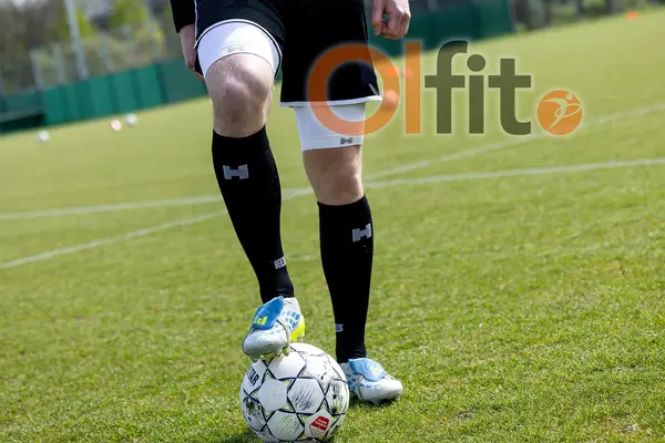 Fußball Kompressionsstrümpfe mehr Leistung und schnellere Regeneration