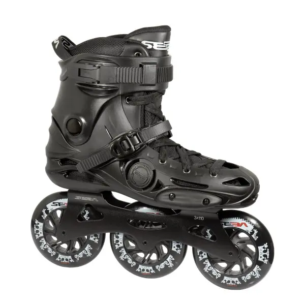 E3 110 Premium Black Tri Skates