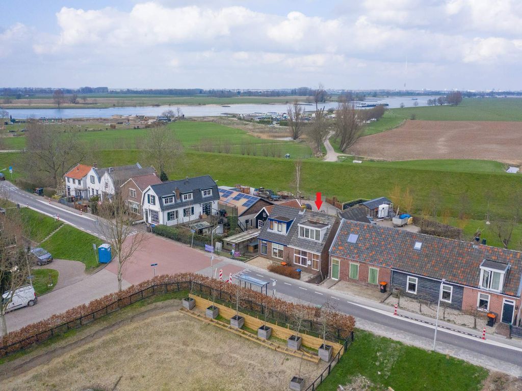 Kom Lekdijk 46, LEXMOND
