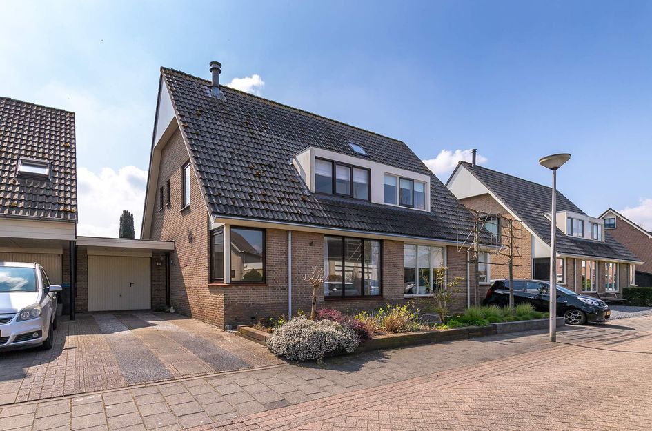 Meeuwenlaan 24